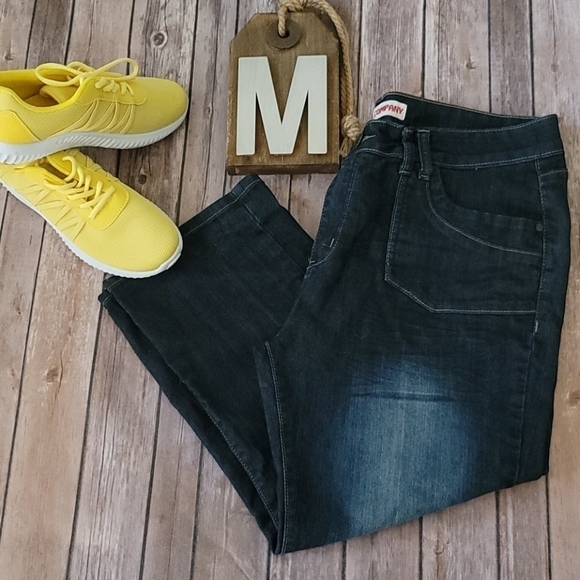 I.Q. & Company dark wash jean capris - Picture 1 of 9